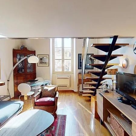 Spacious 3 Bed In The Heart Of