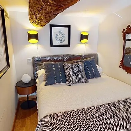 Spacious 3 Bed In The Heart Of *