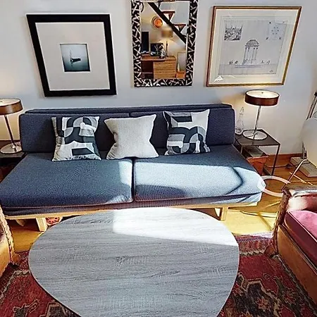 Apartment Spacious 3 Bed In The Heart Of *