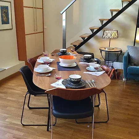 Apartment Spacious 3 Bed In The Heart Of *